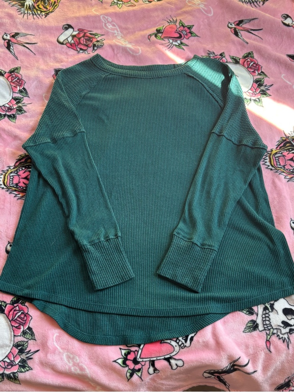 Women’s so dark green ribbed long sleeve top size XL